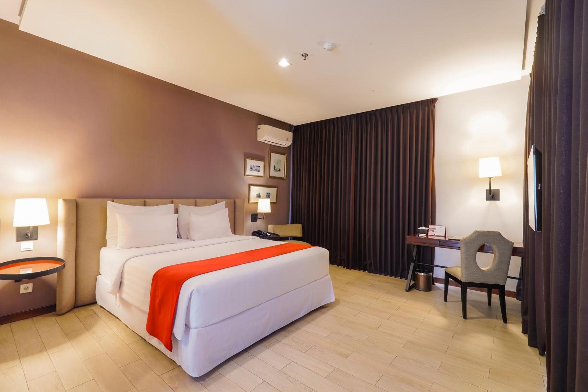 בוגור Royal Padjadjaran Hotel מראה חיצוני תמונה