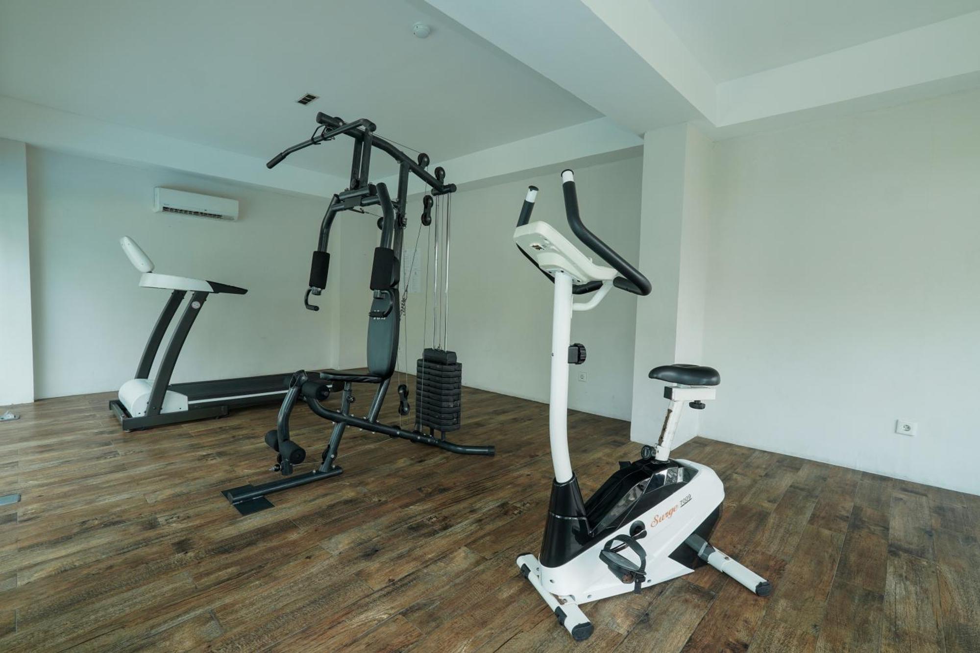 בוגור Royal Padjadjaran Hotel מראה חיצוני תמונה