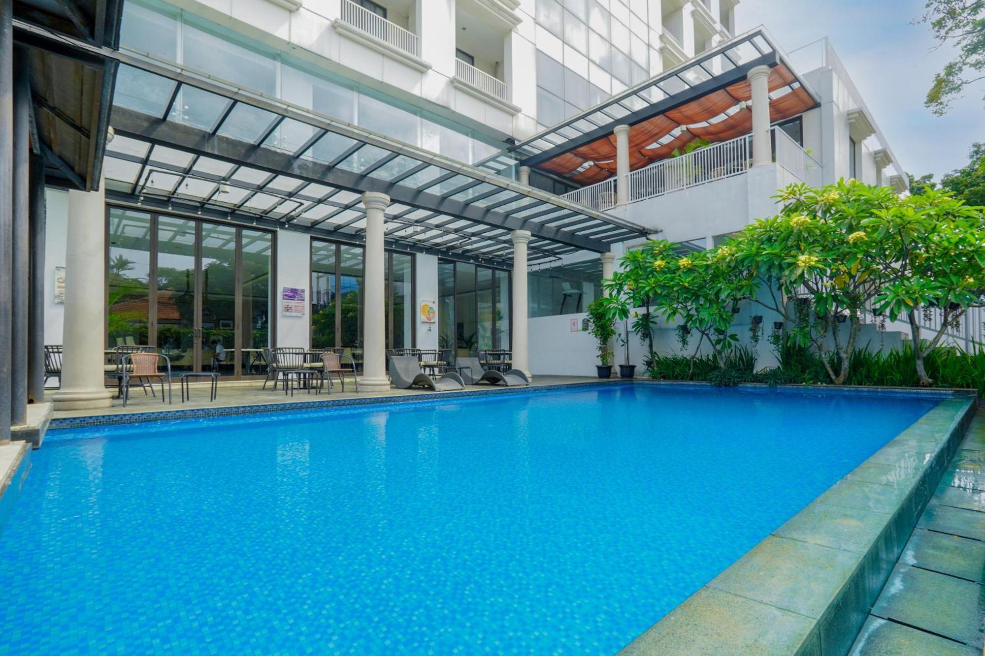 בוגור Royal Padjadjaran Hotel מראה חיצוני תמונה