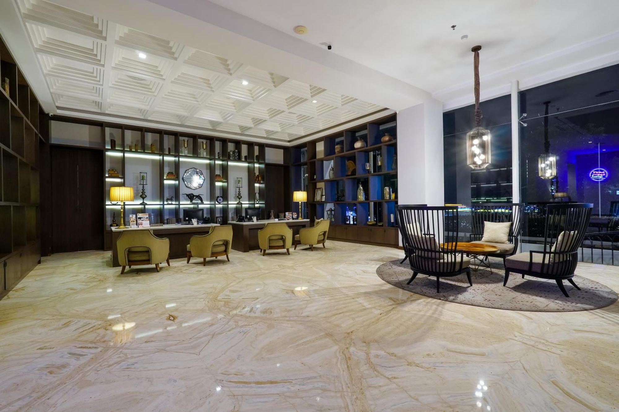 בוגור Royal Padjadjaran Hotel מראה חיצוני תמונה