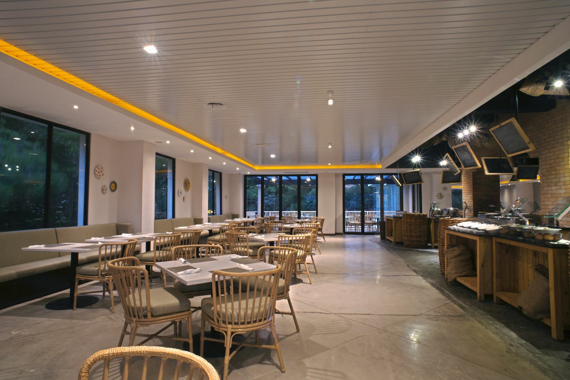 בוגור Royal Padjadjaran Hotel מראה חיצוני תמונה